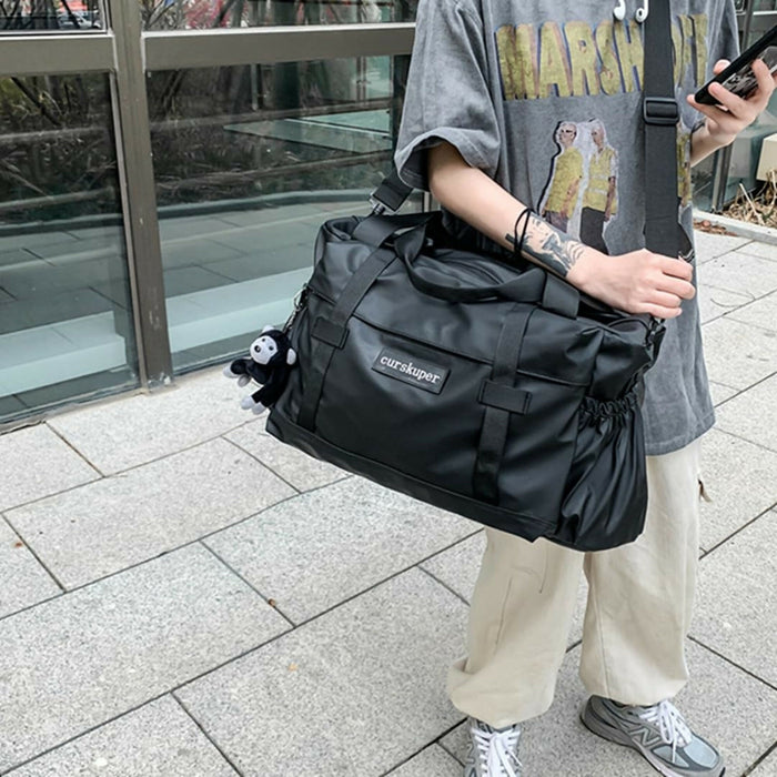 Large Black Duffle Bag | Lightweight Shoulder Travel Bag with Adjustable Strap, Carry Handles, Side Pockets, Spacious 56cm Weekender Gym Bag for Travel, Sports, School & Daily Use