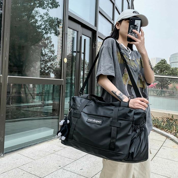 Large Black Duffle Bag | Lightweight Shoulder Travel Bag with Adjustable Strap, Carry Handles, Side Pockets, Spacious 56cm Weekender Gym Bag for Travel, Sports, School & Daily Use