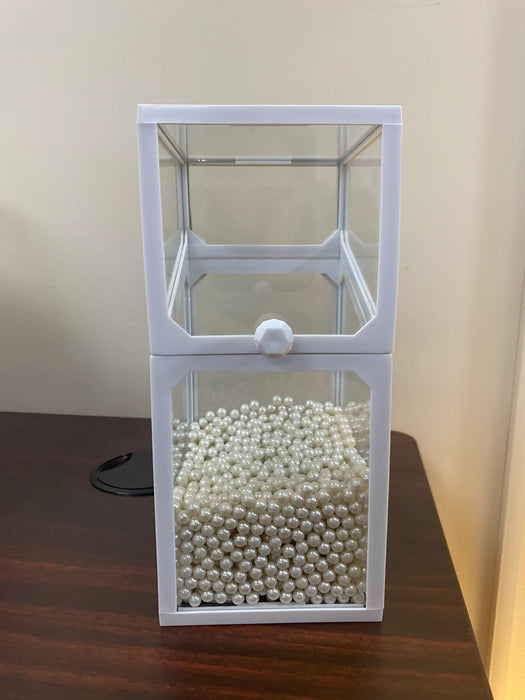 帶塑料珍珠的化妝刷收納盒，方形，玻璃材質