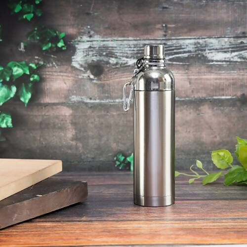 PHLUID 18oz Water Bottle, Stainless Steel Canteen Bottle with Carabiner